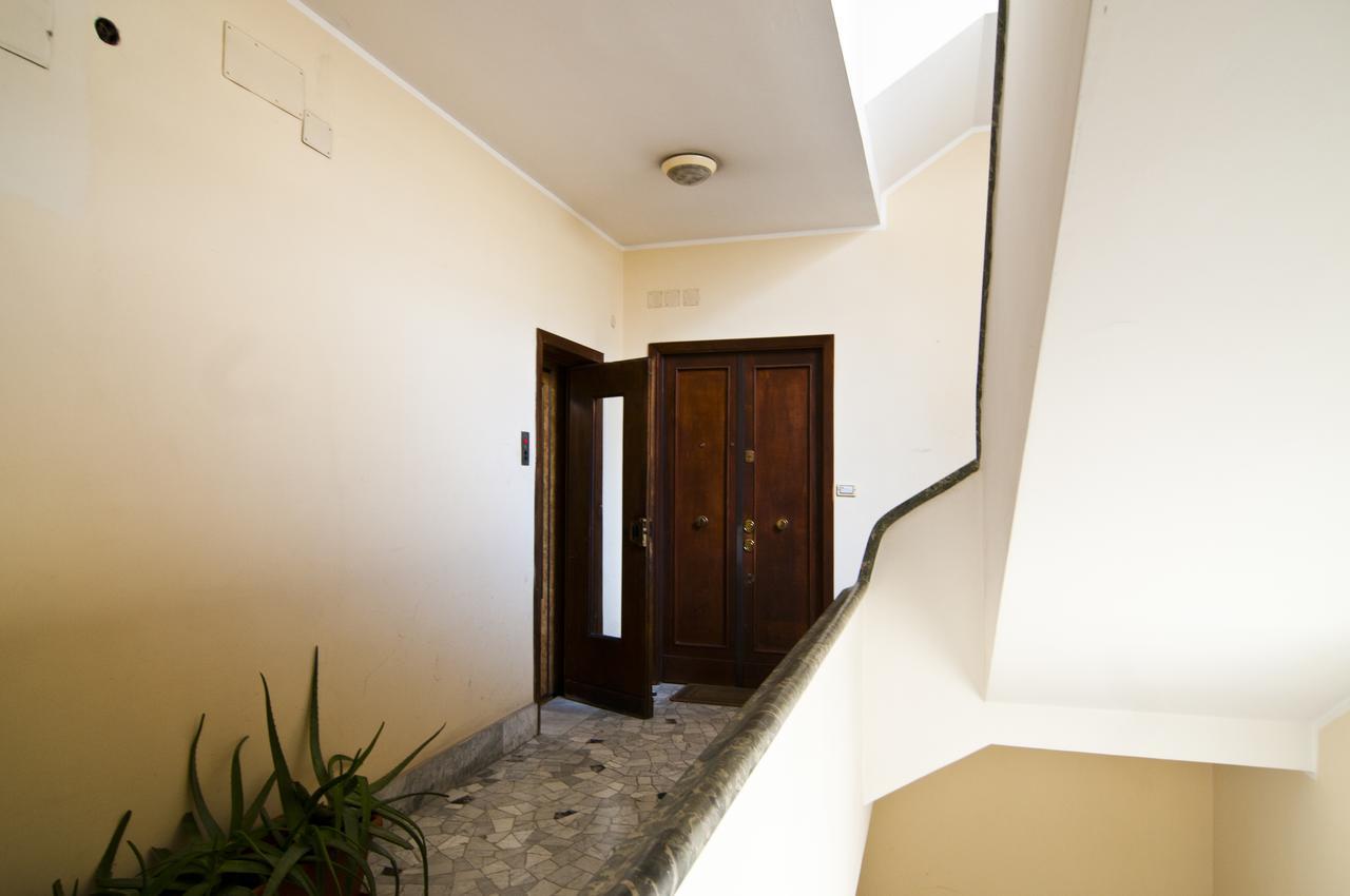 Villa Aquari Cozy Apartment Rom Eksteriør billede