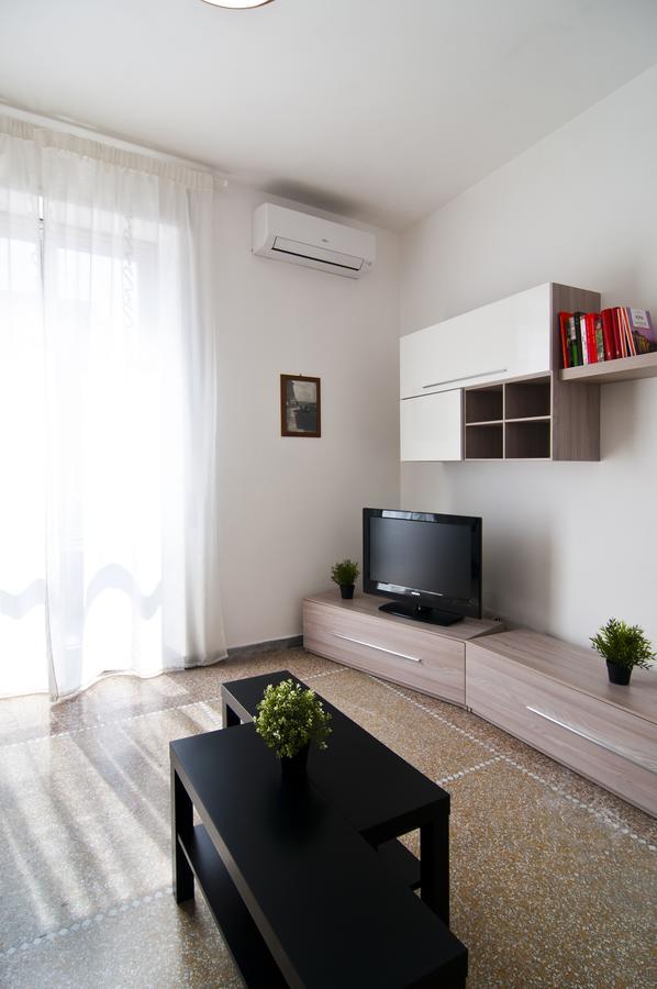 Villa Aquari Cozy Apartment Rom Eksteriør billede